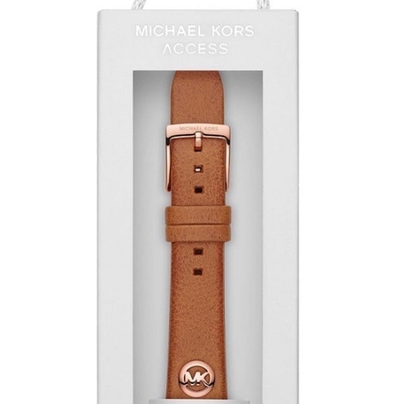 NWT…Michael Kors Apple Watch leather bands. - Picture 4 of 8